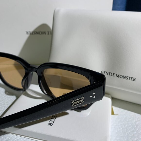 Gentle Monster Nabi Black Sunglasses – Brand New main image 5